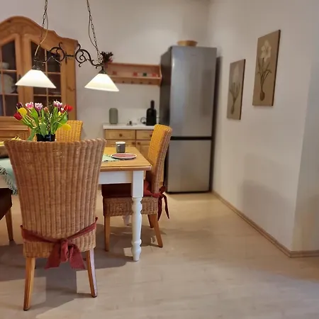Fleurie Apartment *